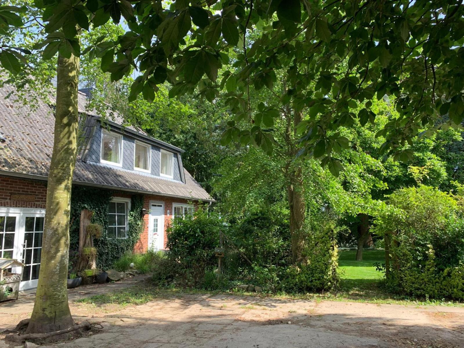 Ferienwohnung Auf Einem Resthof Zentral Gelegen Mit Viel Natur Und Tieren Rendswuhren Екстериор снимка